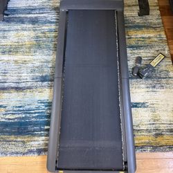 Walking pad for your desk