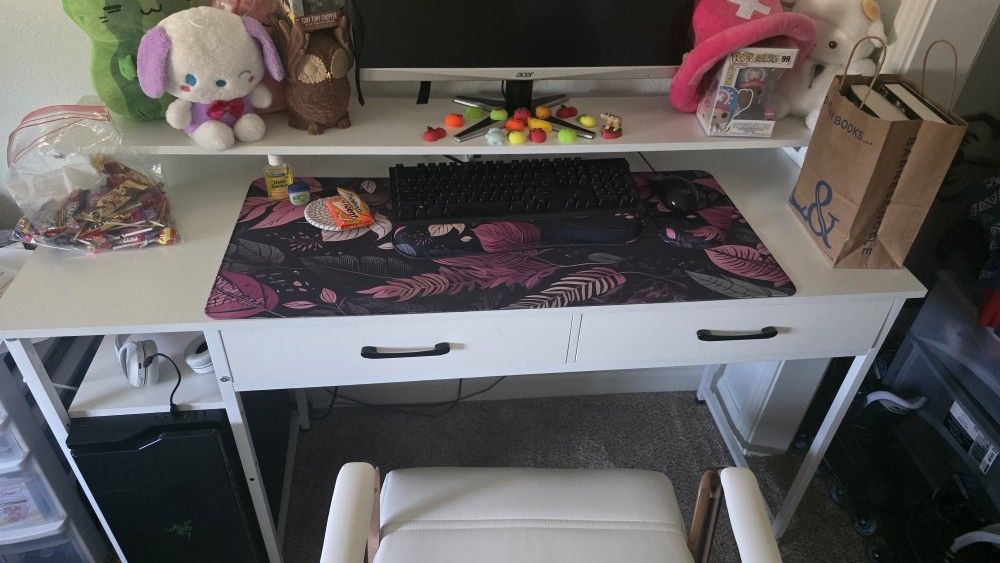 Desk And Chair