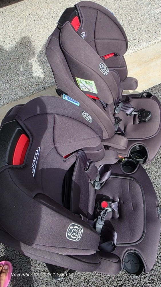 Car Seat (One Left)
