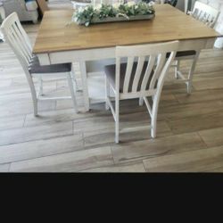 High Table W/4 Bar Stools 