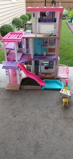 Barbie Dream House
