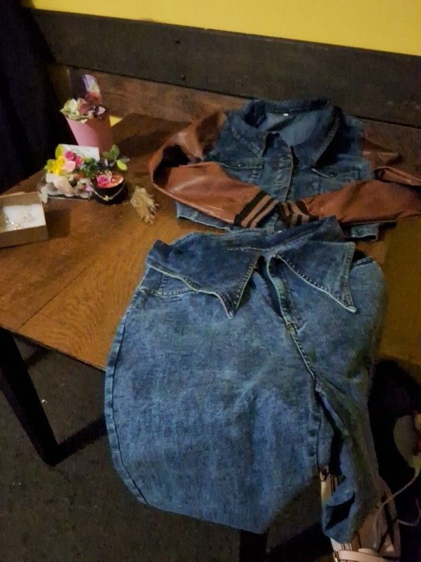 JACKET & JEANS