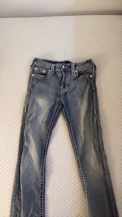 cute mid rise bootcut jeans!!