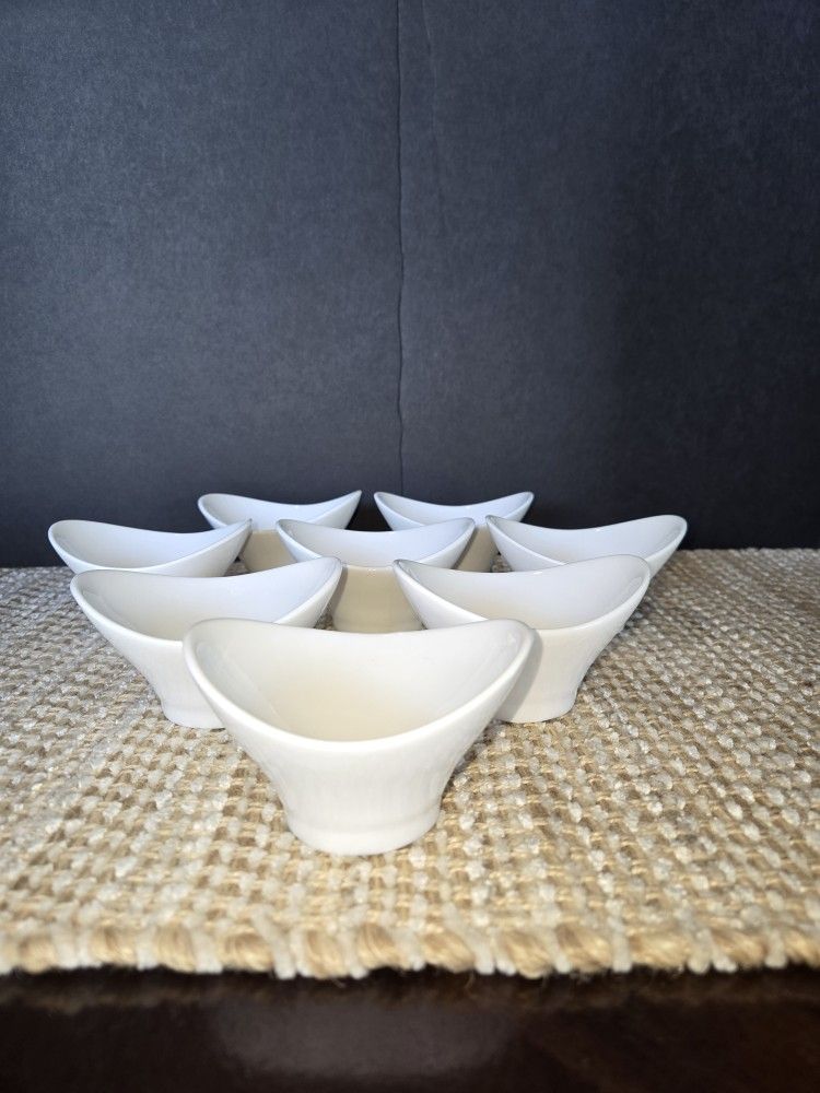 10 Strawberry Street 8 Pc Set Of Tasting, Sauce Or Desert Small Bowls