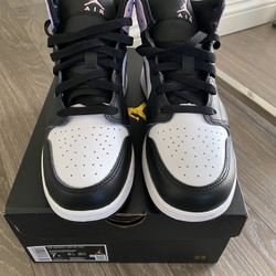 Air Jordan Mid 1 