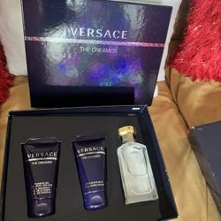 Versace Men’s Set  Eau De Toilette 