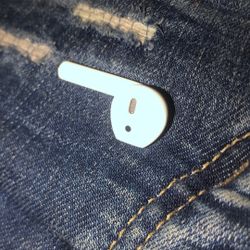 Apple AirPods 