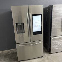 Samsung Family Hub Refrigerator 