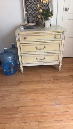 Night stand
