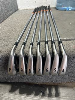 Titleist AP1 714 Iron Set 4-PW R flex