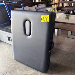 Massage Table 