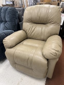 Gorgeous Cream Leather Recliner