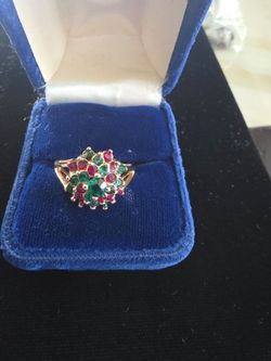 Vintage gold ruby/emerald ring