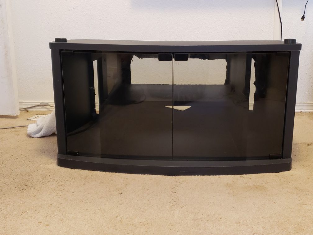 Free Entertainment Stand