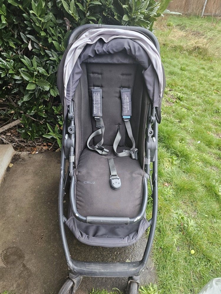 Uppababy Cruz With Extras