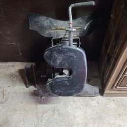 Fifth Wheel Mount 