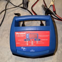 Duralast Batter Charger / Maintainer