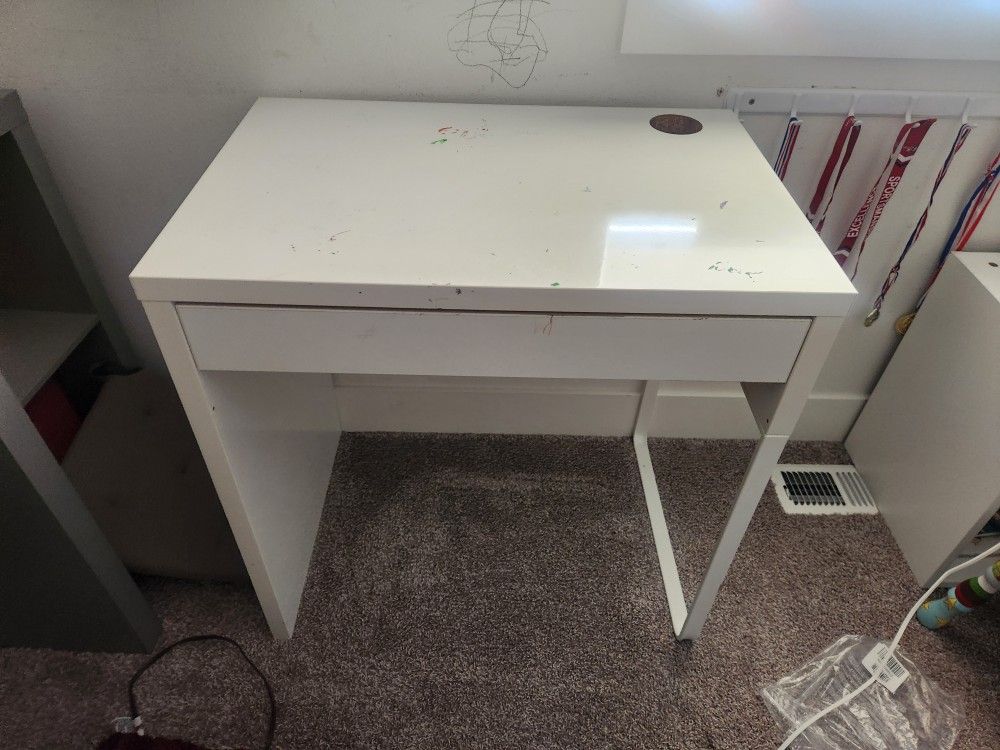 Ikea White Study Table Desk