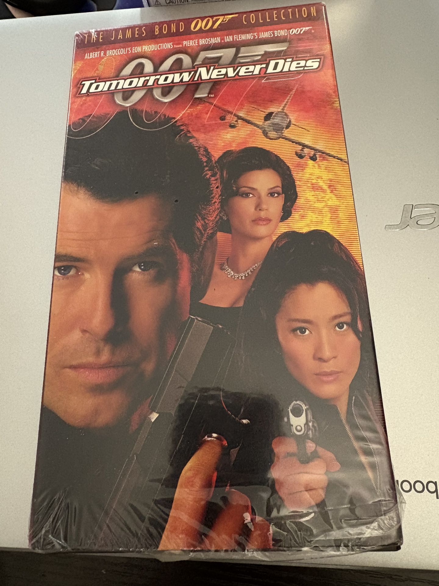 007 Tomorrow Never Dies