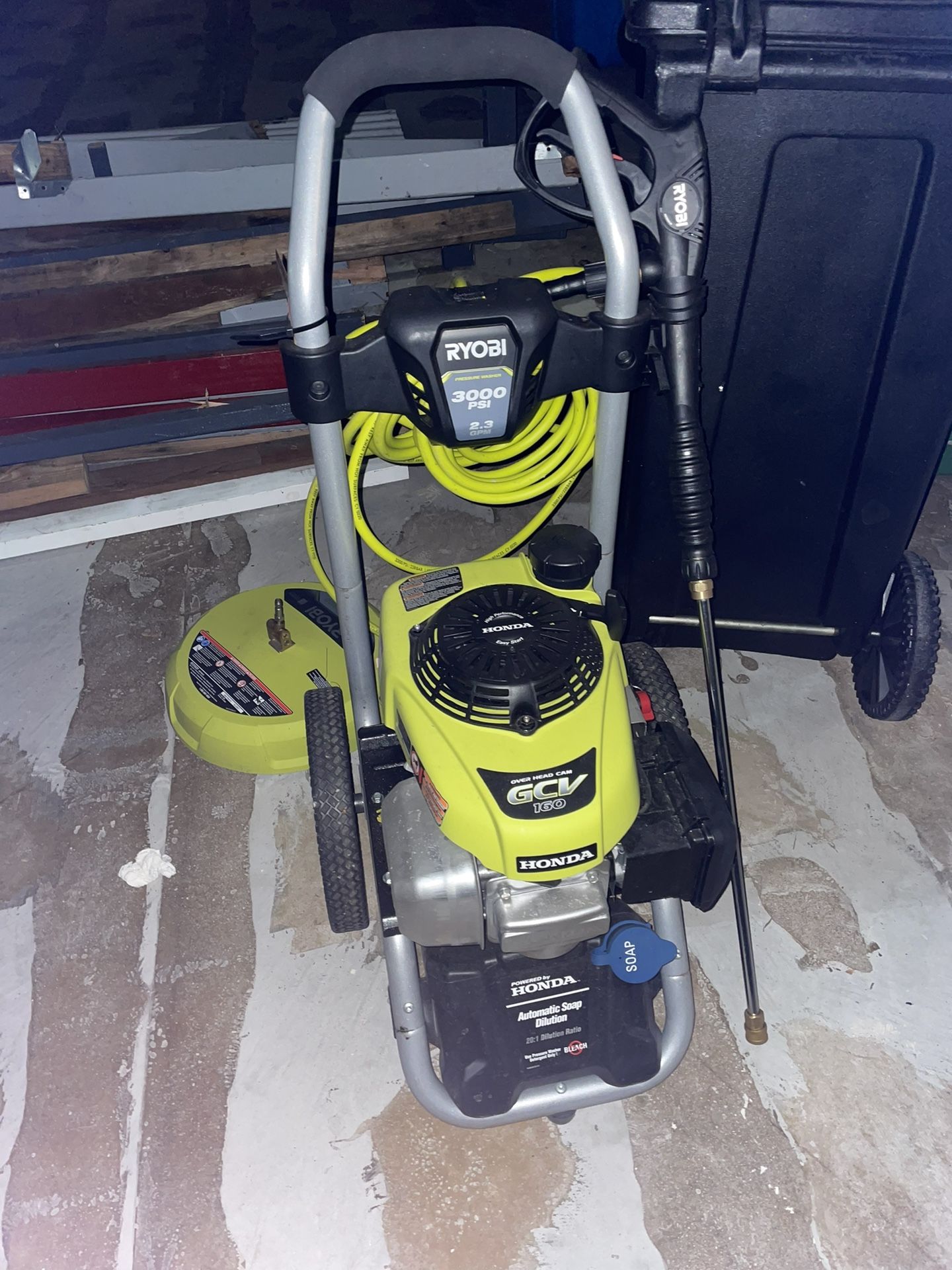 Ryobi RY803001 2.3GPM 3000 psi Honda Gas Pressure Washer