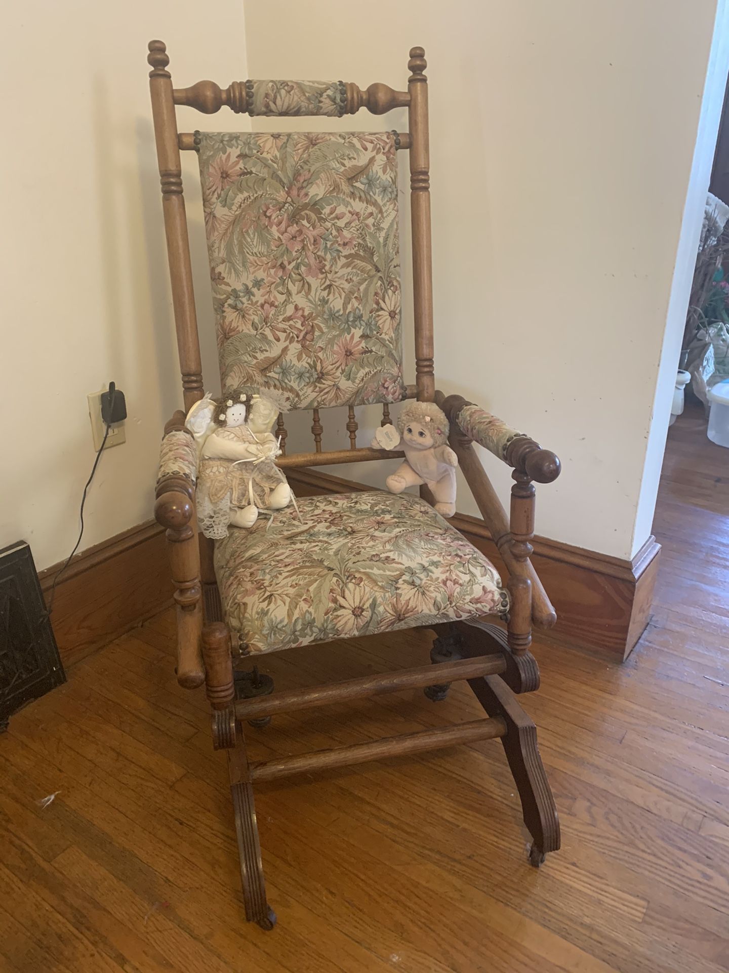 1880’s - 1890’s RARE ROCKING CHAIR