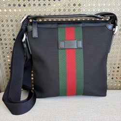 Authentic Gucci Techno Canvas Web Messenger Bag Black W/COA