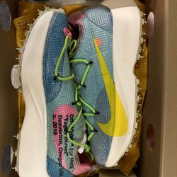 NIKE. OFF/WHITE “POLARIZED/BLUE” (WMNS). Size(12.5/11M). Worn in excellent condition. Comes with Og all. Looking for Trades over cash. Tap in!!