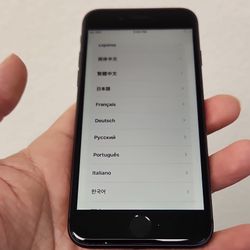 ♠️ Iphone 8 ♠️64gb ♠️Factory Unlocked