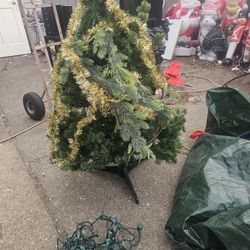 Price Is Firm.. 40-in Christmas Tree With Lights Decoration And Storage Bag