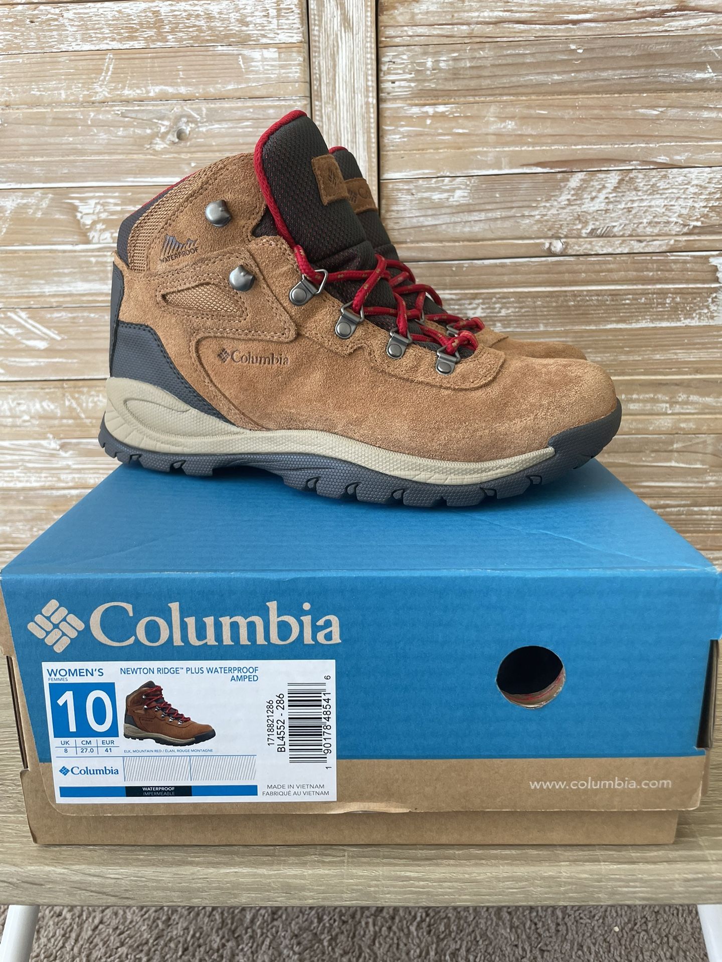 Nice! Columbia Boots Women's 10 Newton Ridge Amped WP BL4552-286 Hiking Shoes.   These were worn only 1 time! Don’t have much use for them and still i