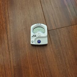 Qwik Tune Automatic Guitar Tuner