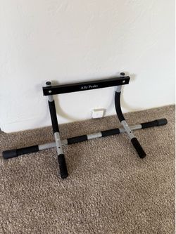 Doorway Pull-Up Bar
