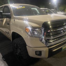 2017 Toyota tundra 4 x 4