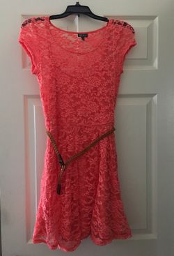 Junior / Juniors Size Med Lily Rose LACE covered dress w/ belt fully lined