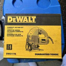 DeWalt Compact Jigsaw Kit (Corded)