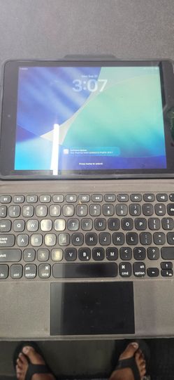 Ipad 9th generation for at&t or wifi