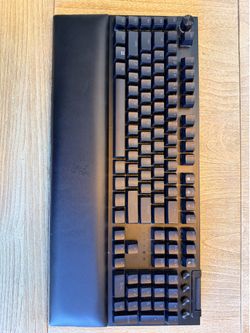 Razer BlackWidow V4 Pro Mechanical Gaming Keyboard – Excellent Condition
