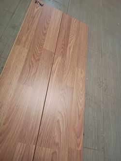 $0.75/sqft - Redwood Laminate Flooring - Free Delivery Available