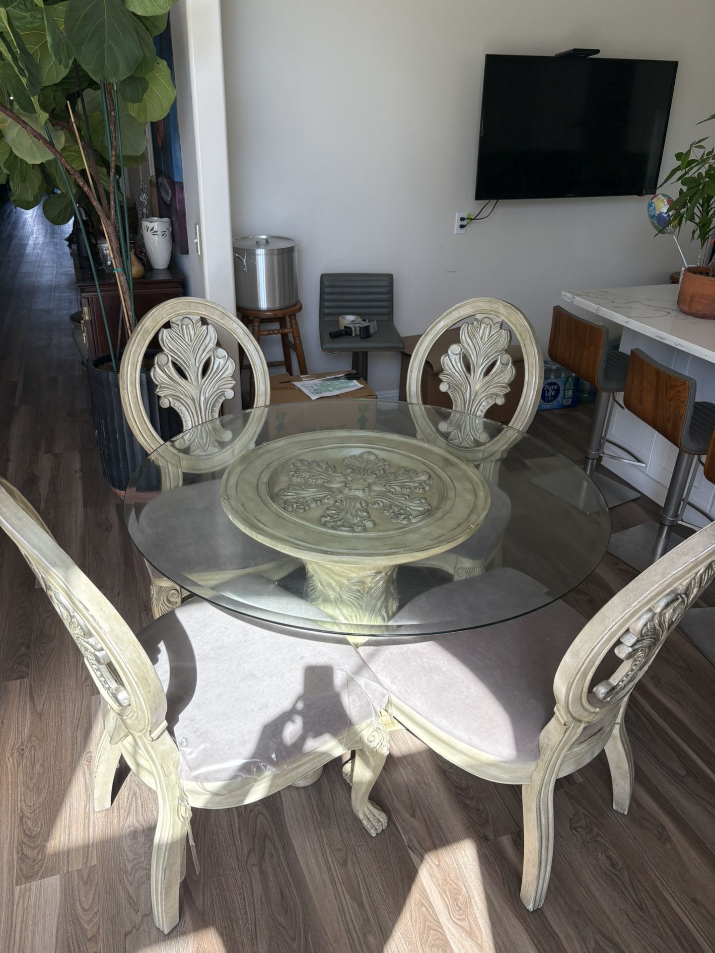 Dining Room Table And Chairs