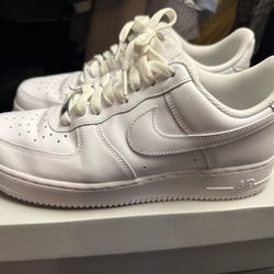 Nike Air Force 1 (8.5)
