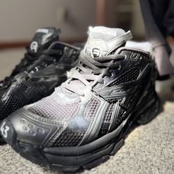 Size 10 Balenciaga Runners 