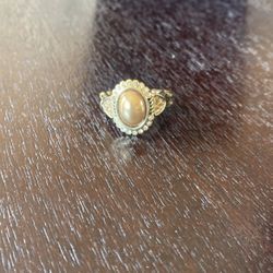 Pearl Party Brass Ring