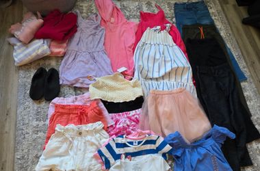 Bundle more than 23 major pieces of Clothes girl 8yo GAP, CARTERS AND MORE