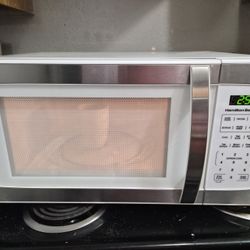 Hamilton Beach MICROWAVE 
