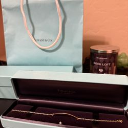 Tiffany And Co Smiley T bracelet