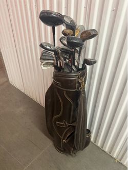 Golf clubs and gulf balls