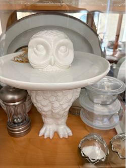 Owl shaped cookies, cheese and cake display/ platter(ceramic) in excellent condition, barely used