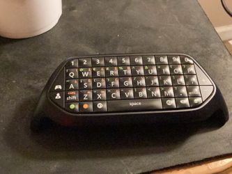 Microsoft xbox one chatpad