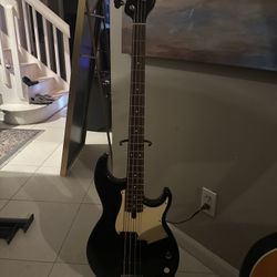 Yamaha Bass Guitar