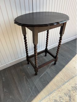 Barley Twist Table